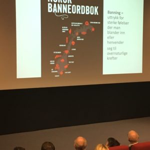 Ruth Vatvedt Fjeld har skrevet banneordboka og snakker om ord med makt på Best i Tekst